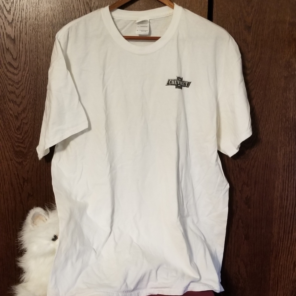Gildan white Chevy tee